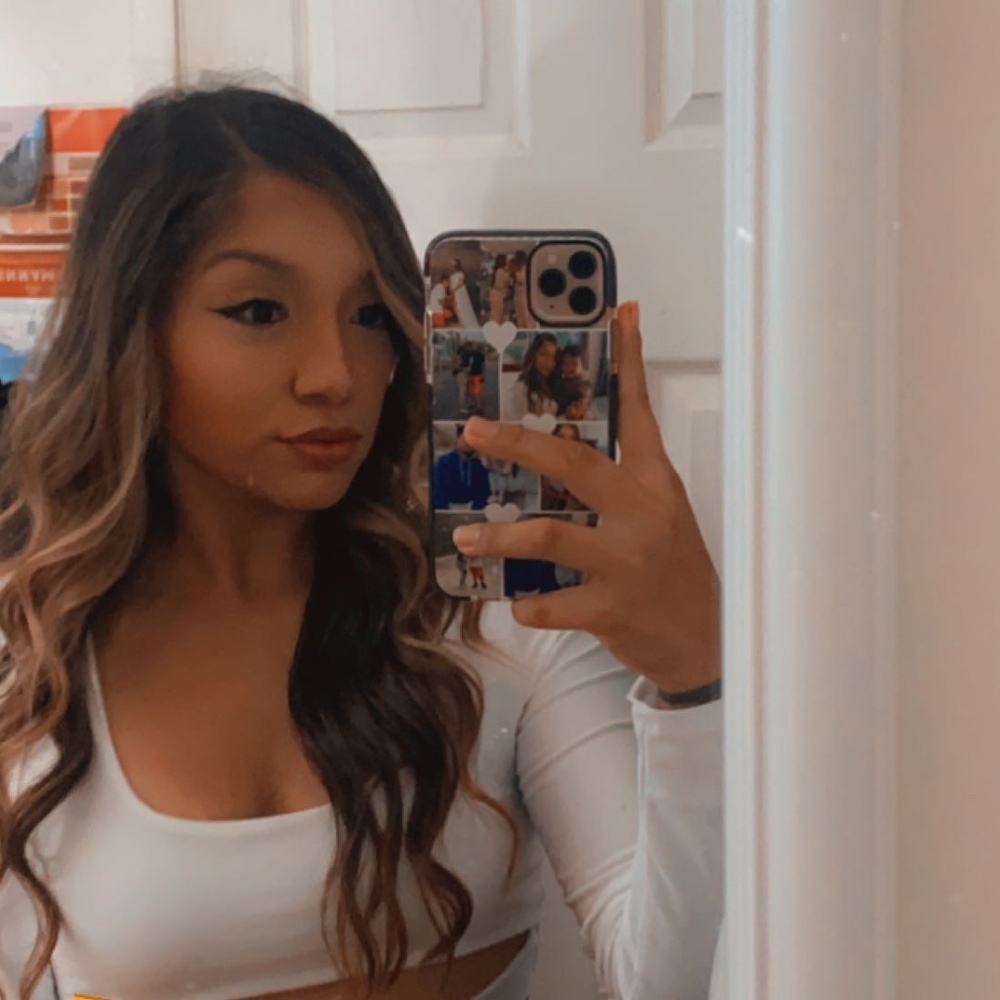 Meet your Posher, Jazmine